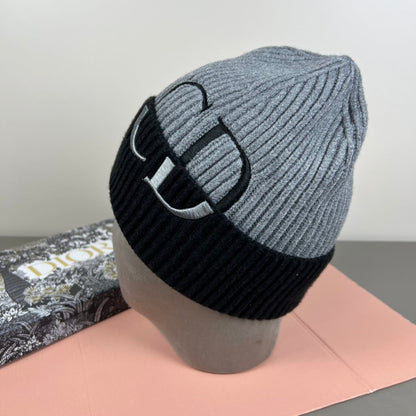 251028 New daily wear matching warm knitted hat