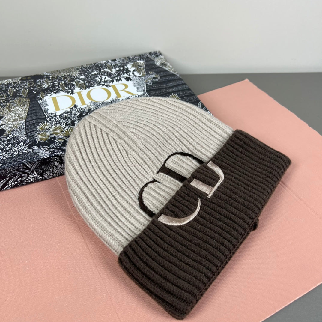 251028 New daily wear matching warm knitted hat