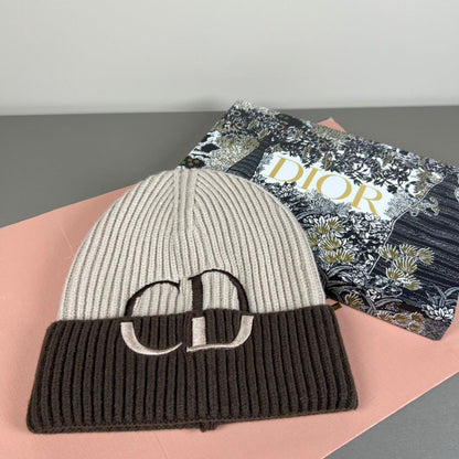 251028 New daily wear matching warm knitted hat