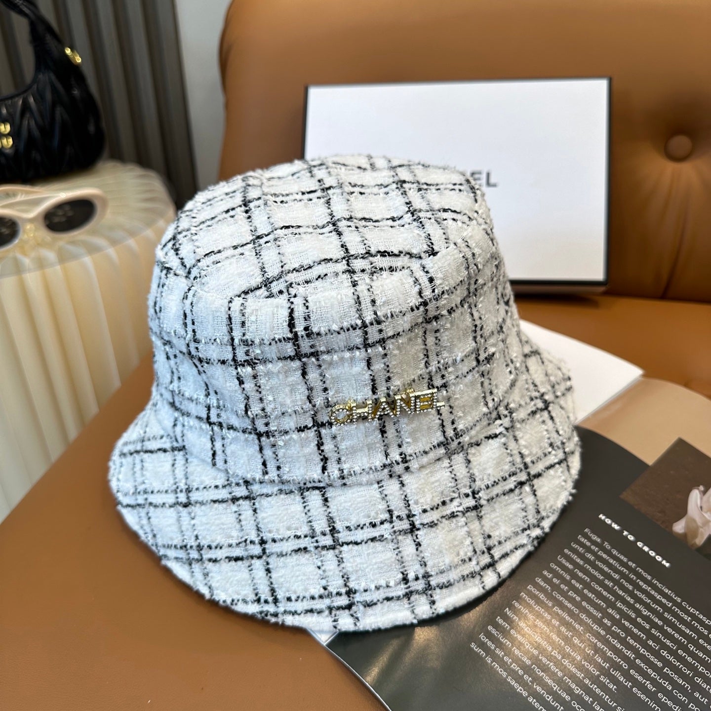 251028 New daily wear outfit featuring a fully printed fisherman hat