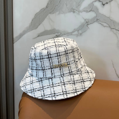 251028 New daily wear outfit featuring a fully printed fisherman hat