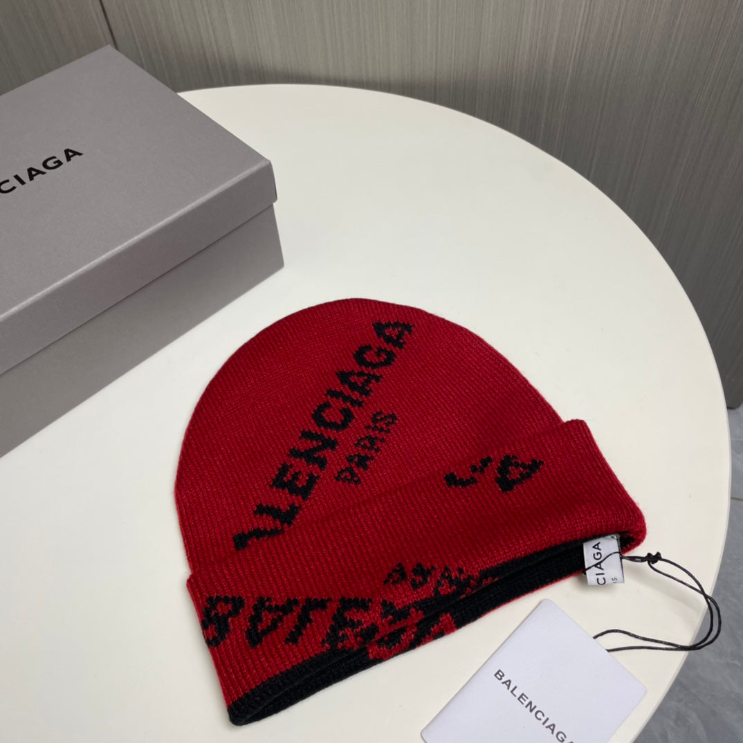 251028 New daily wear matching warm knitted hat
