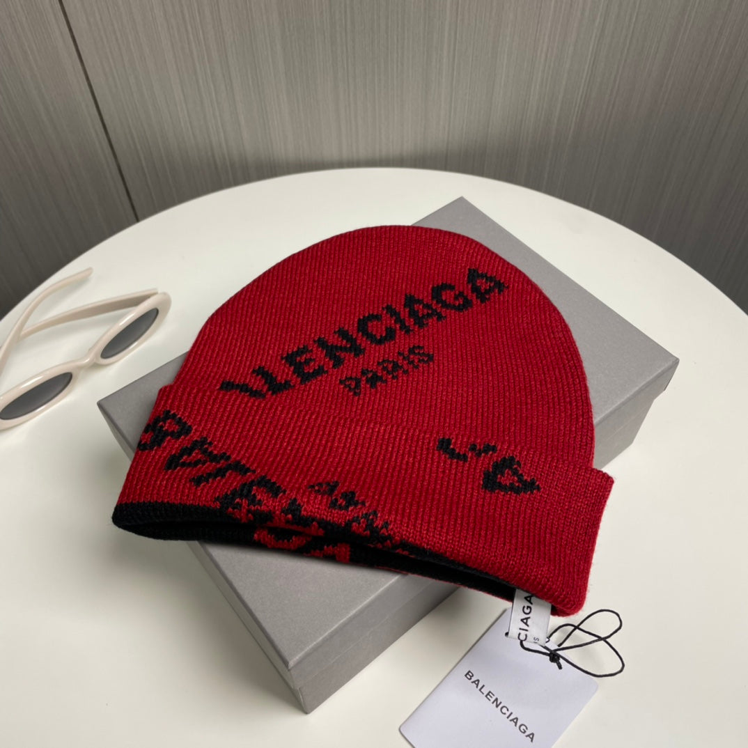 251028 New daily wear matching warm knitted hat