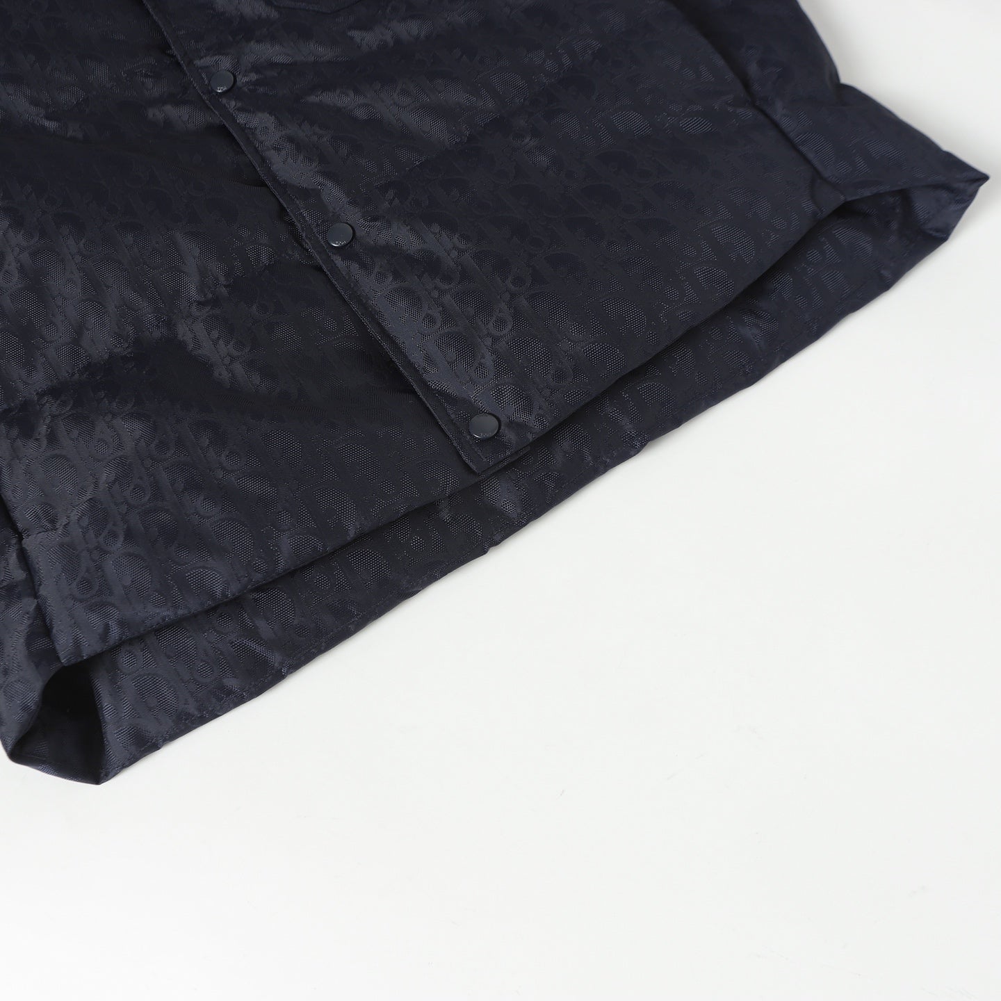 251230 New high-quality dark-patterned jacquard lapel and snap down jacket