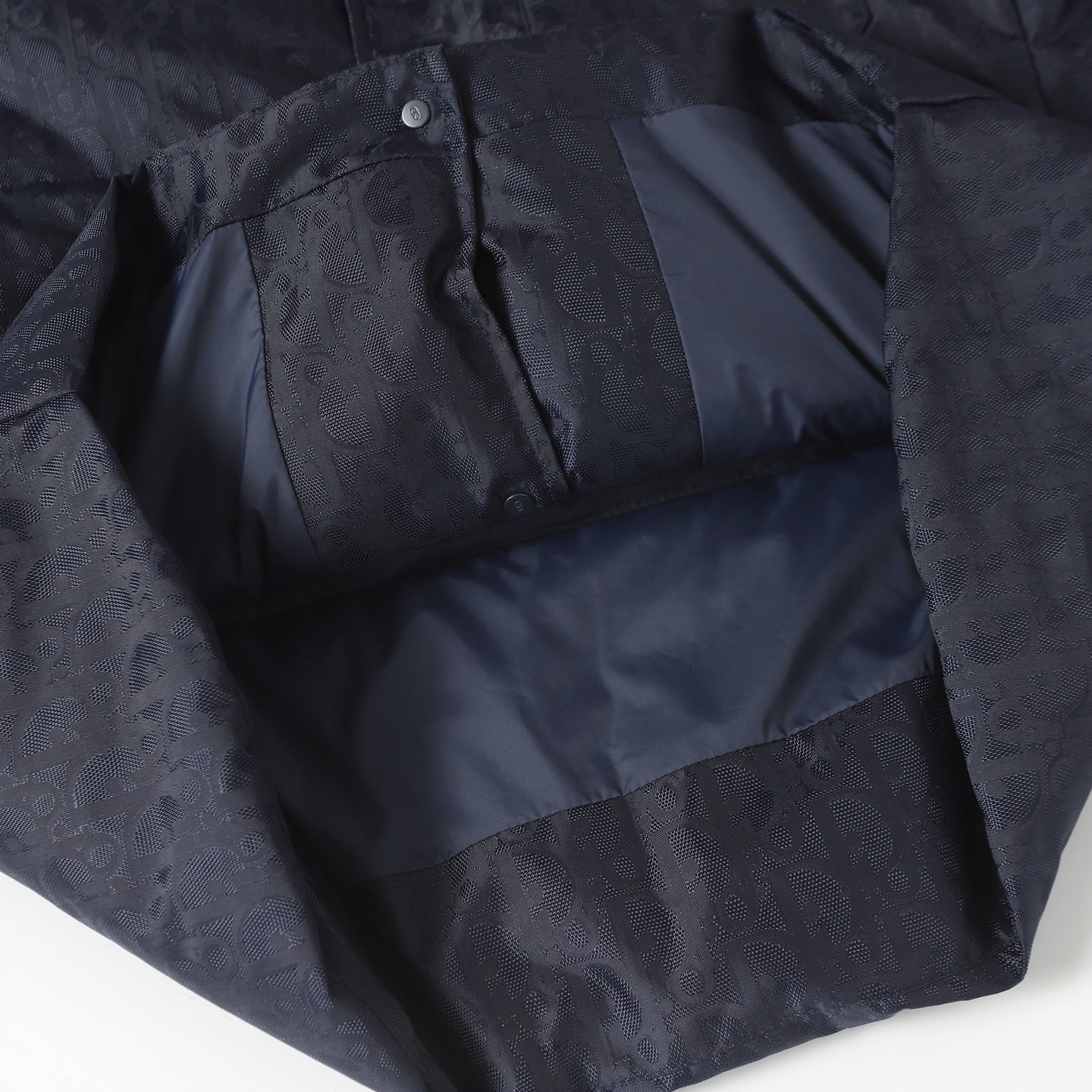251230 New high-quality dark-patterned jacquard lapel and snap down jacket