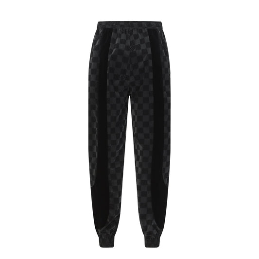 251230 New high-quality checkerboard letter-lined jacquard leggings以上翻译结果来自有道神经网络翻译(YNMT)· 通用场景