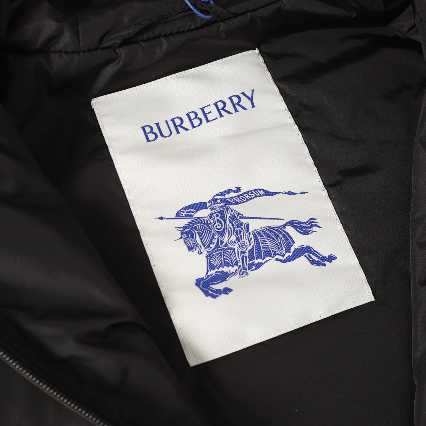 251230 New high-quality nylon hooded jacket