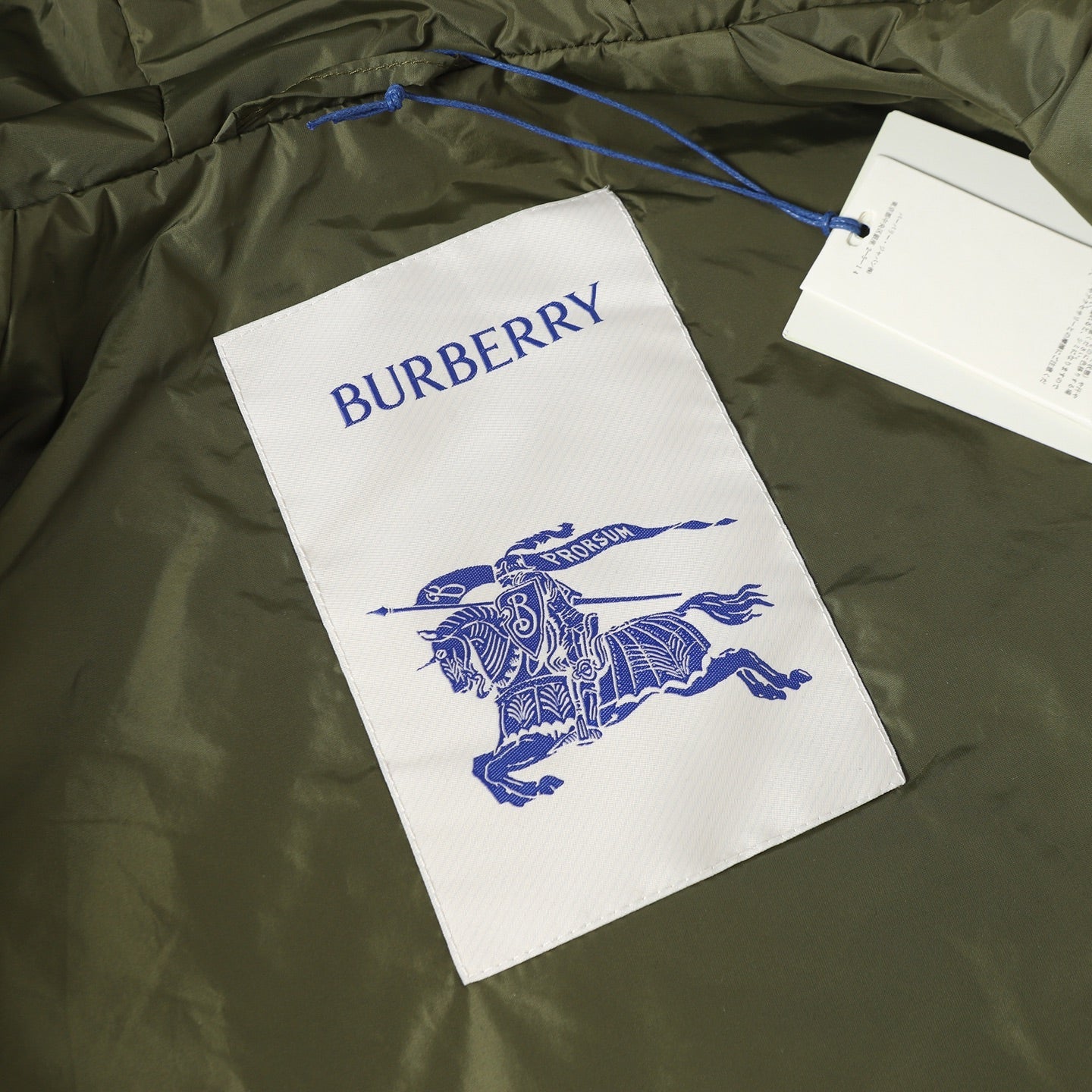 251230 New high-quality nylon hooded jacket