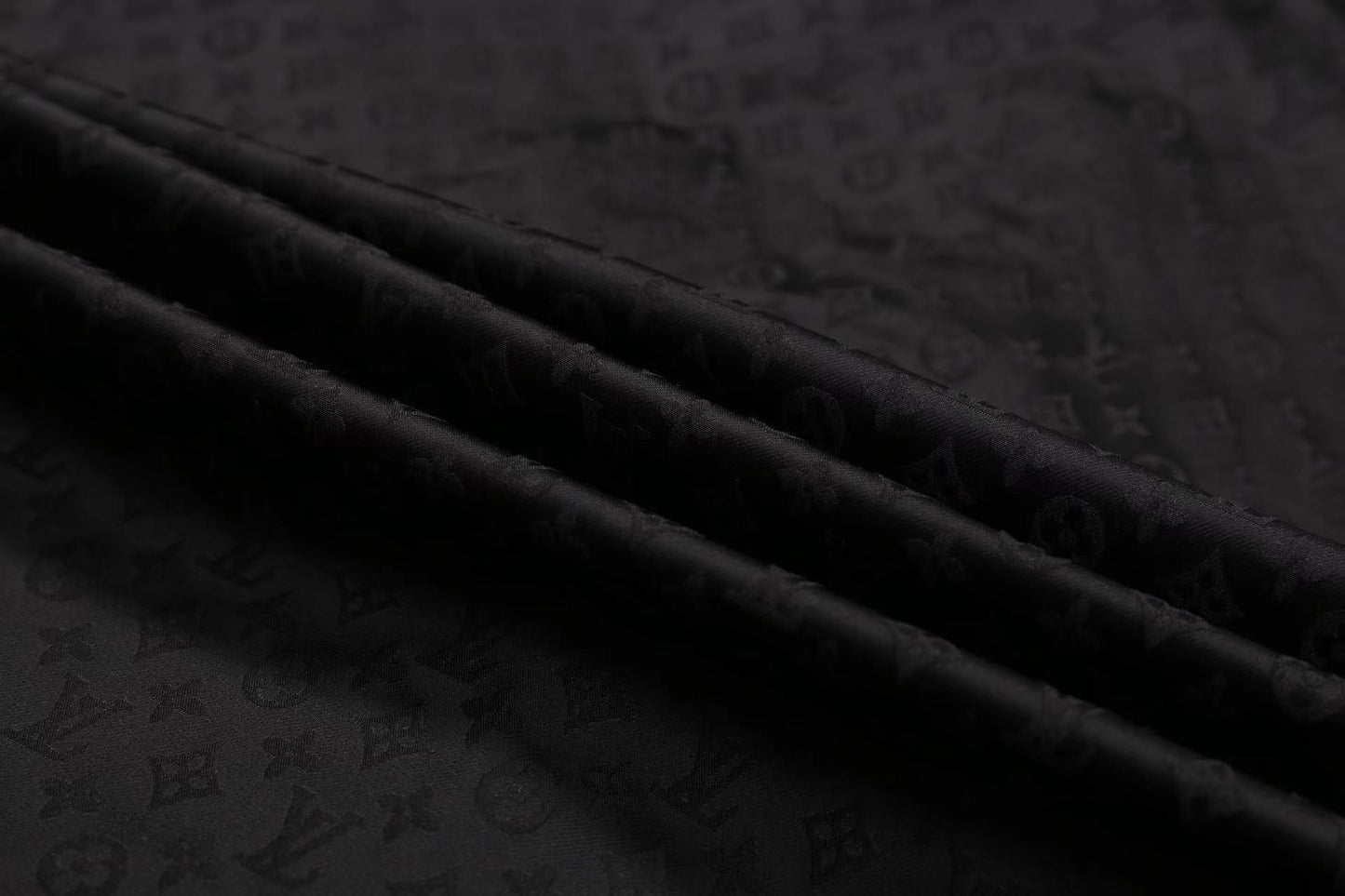 251230 New high-quality dark-patterned jacquard long-sleeved shirt