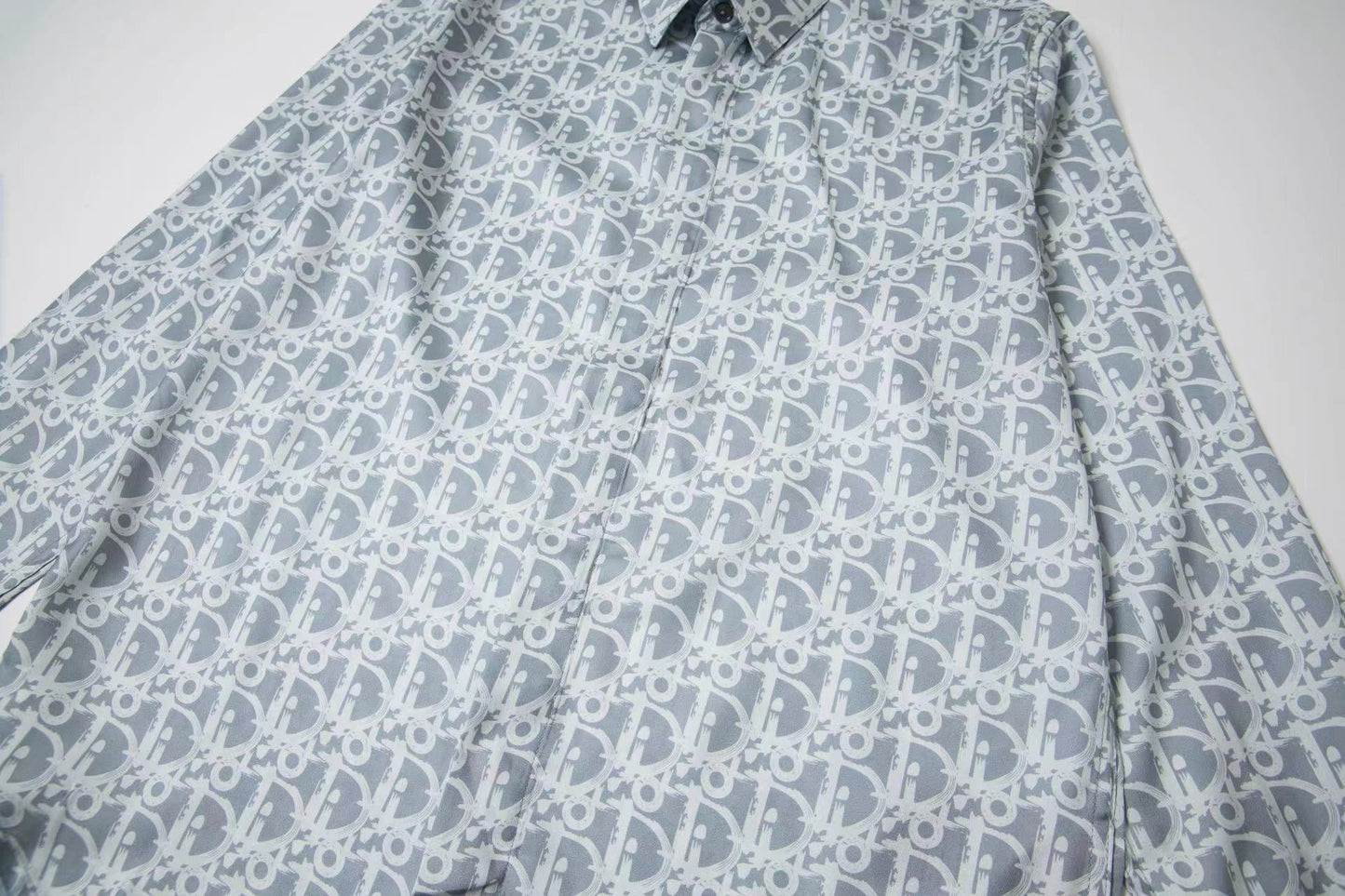 251230 New high-quality full-printed satin long-sleeved shirt