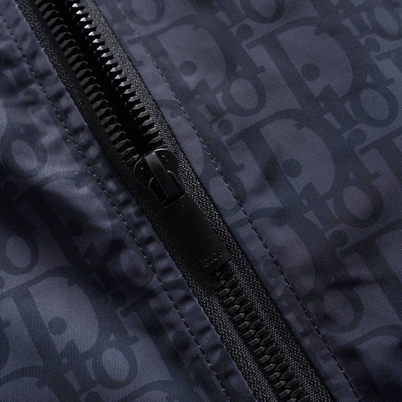 251230 New high-quality full-print windproof jacket