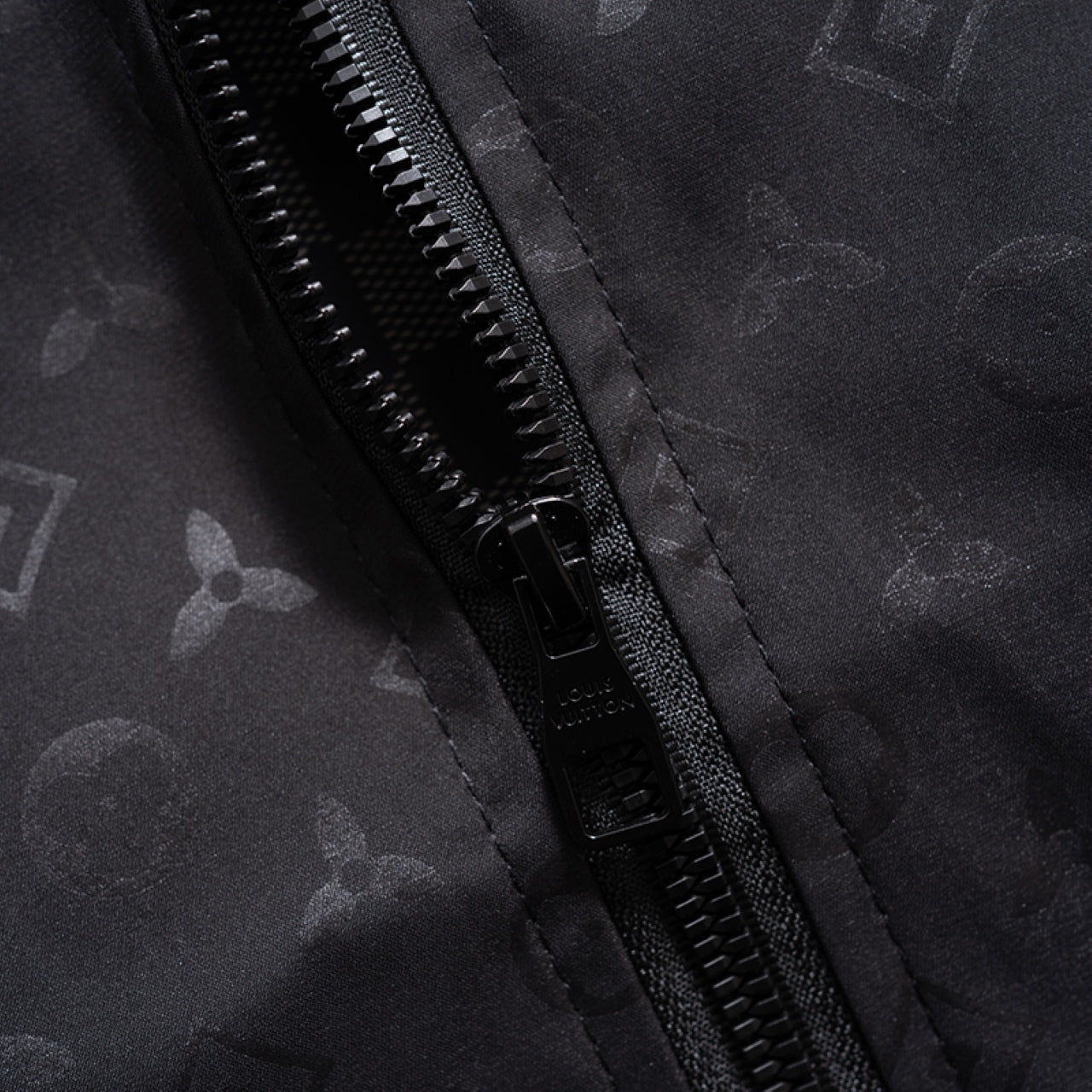 251230 New high-quality full-print windproof jacket