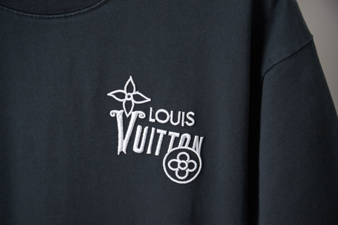 251230 New high-quality embroidered T-shirt