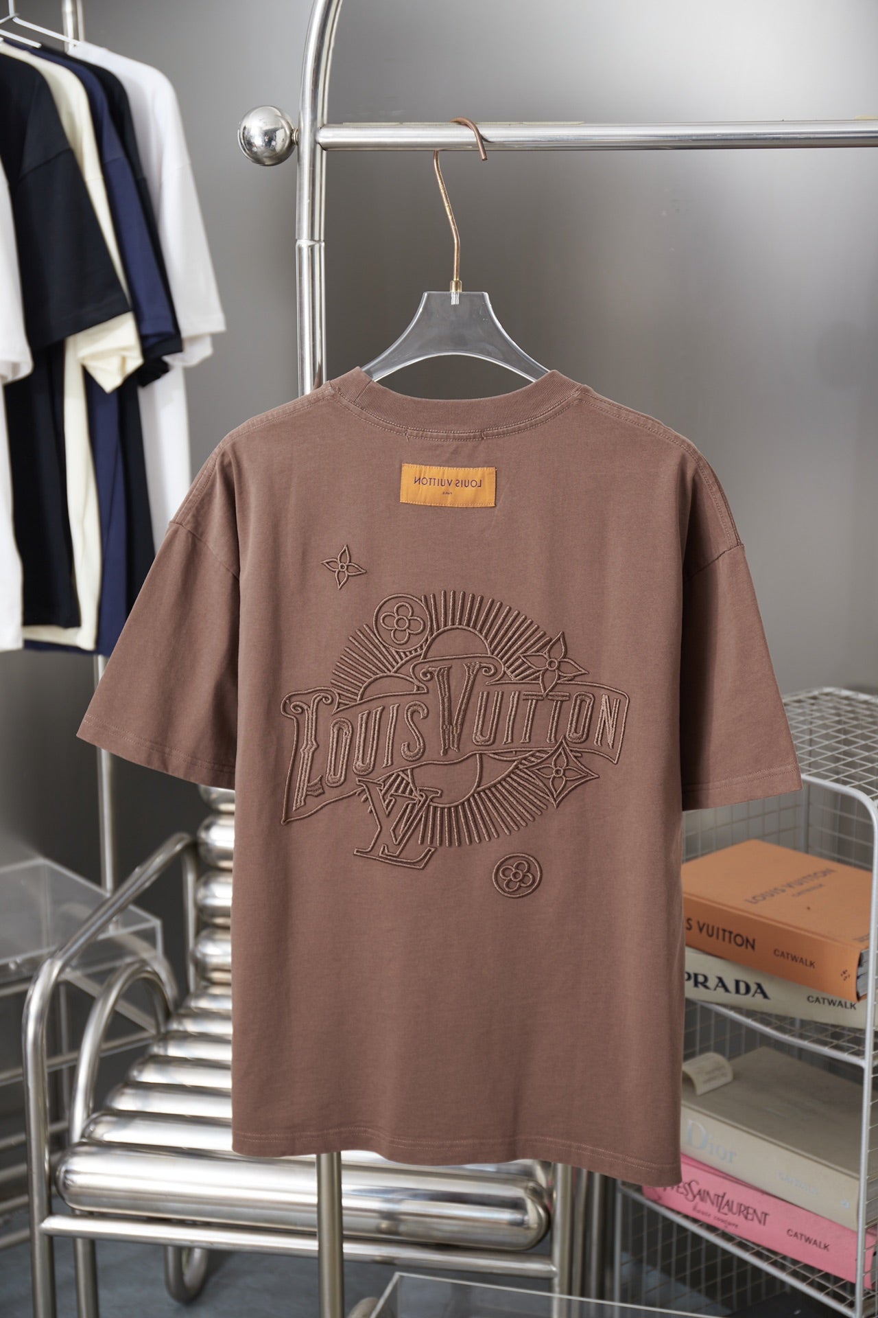 251230 New high-quality embroidered T-shirt