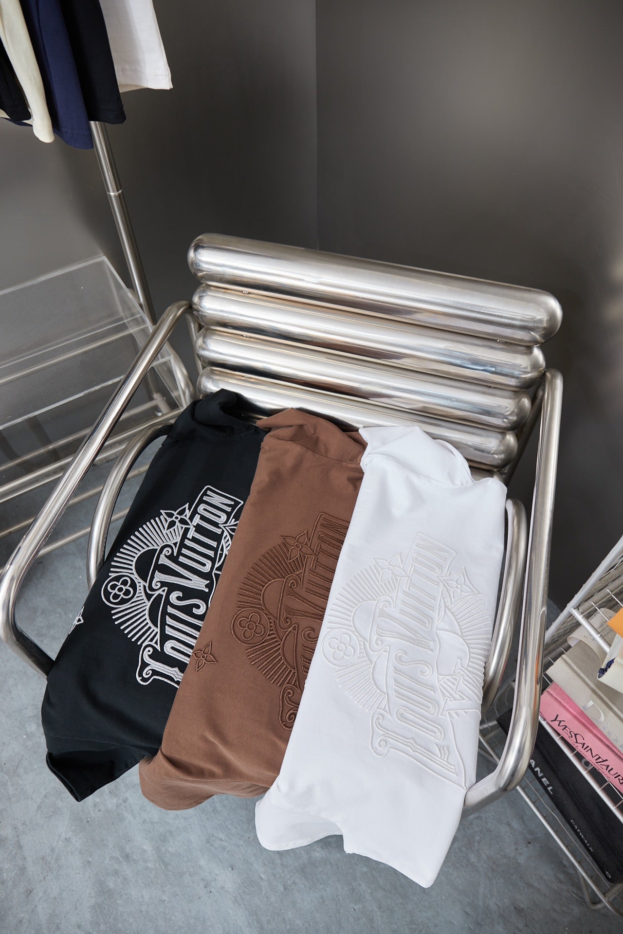 251230 New high-quality embroidered T-shirt