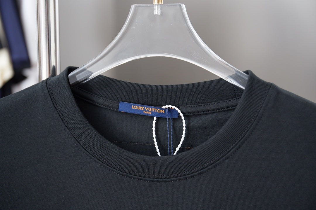 251230 New high-quality colored hollow embroidered LV letter T-shirt