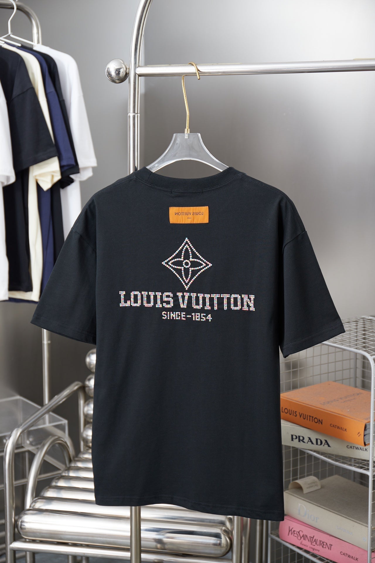 260106 New high-quality embroidered colored hollow embroidery T-shirt