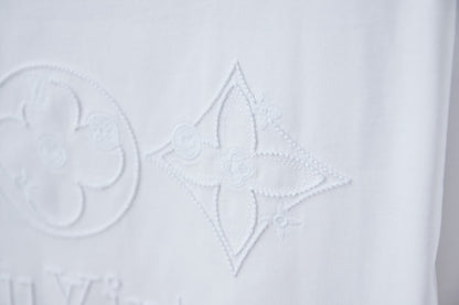 260106 New high-quality embroidered T-shirt in the same color