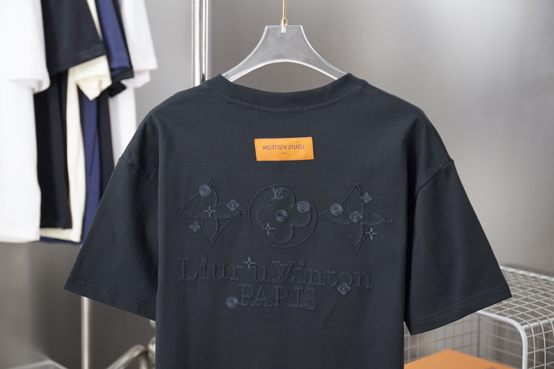 260106 New high-quality embroidered T-shirt in the same color
