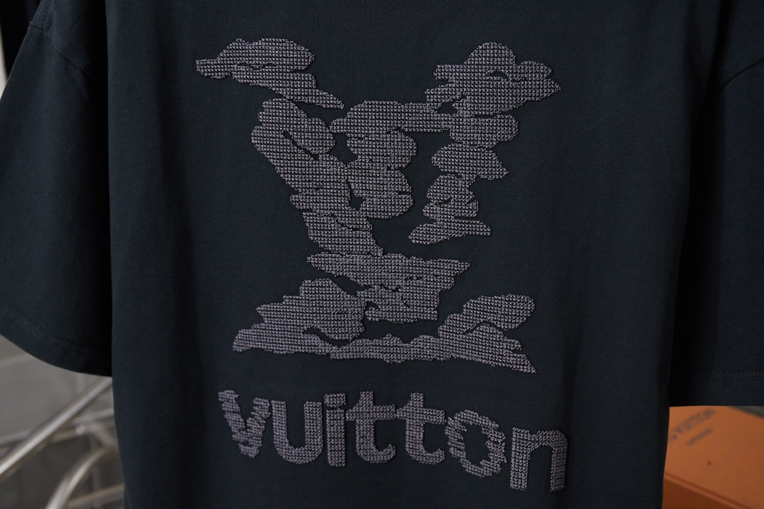 260106 New high-quality embroidered T-shirt with the same color letters