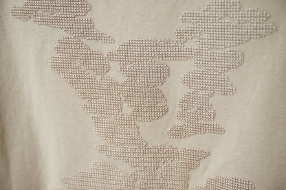 260106 New high-quality embroidered T-shirt with the same color letters