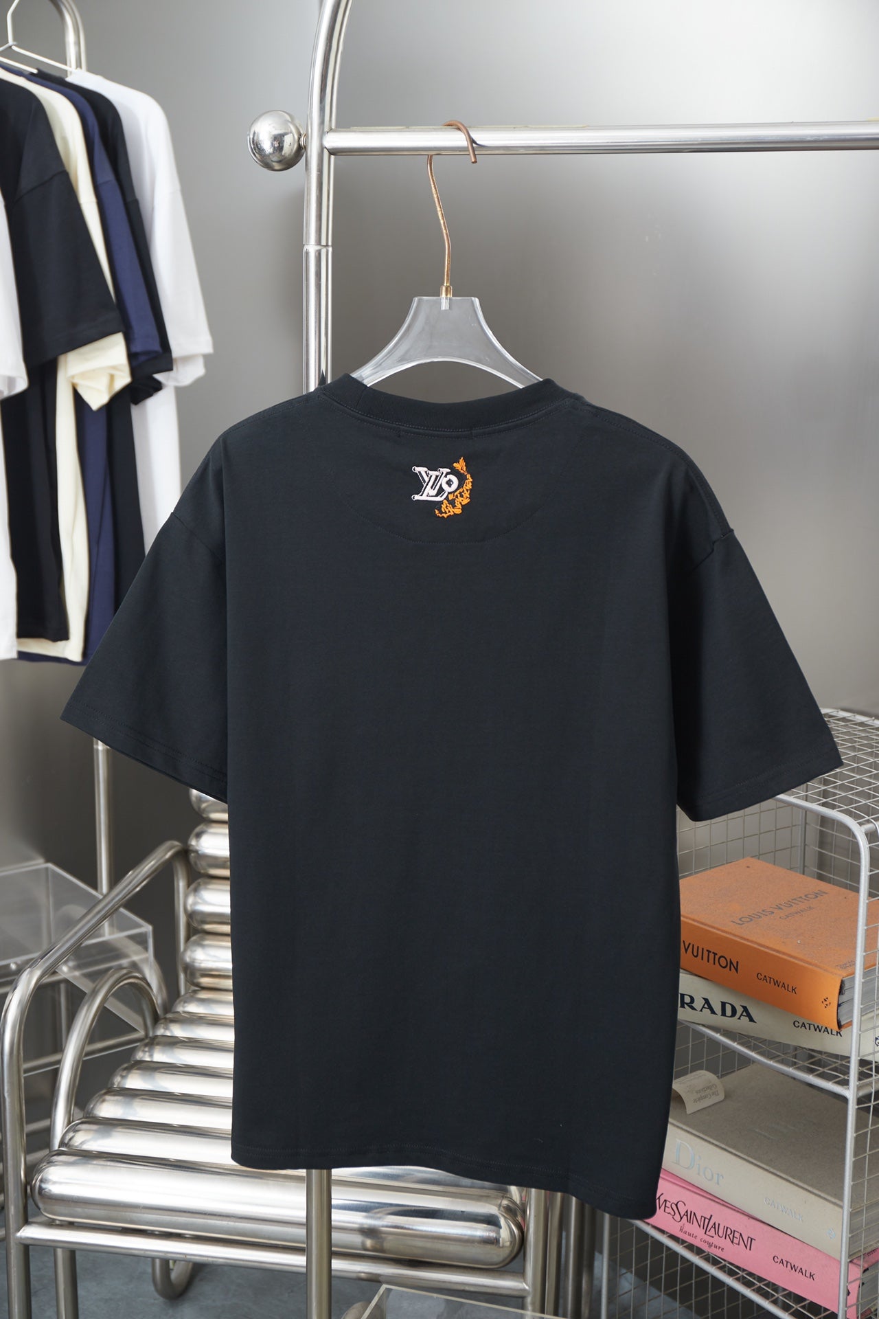 260106 New high-quality T-shirt with iron tower and river pattern