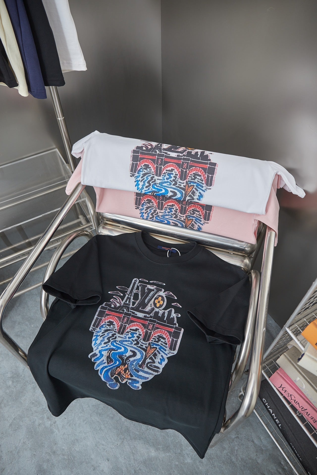 260106 New high-quality T-shirt with iron tower and river pattern