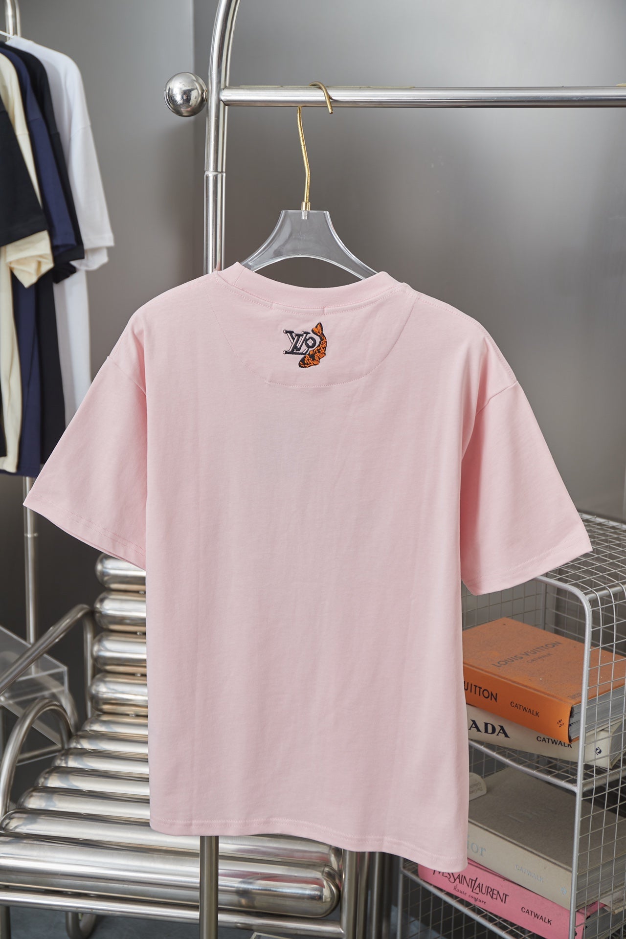 260106 New high-quality T-shirt with iron tower and river pattern