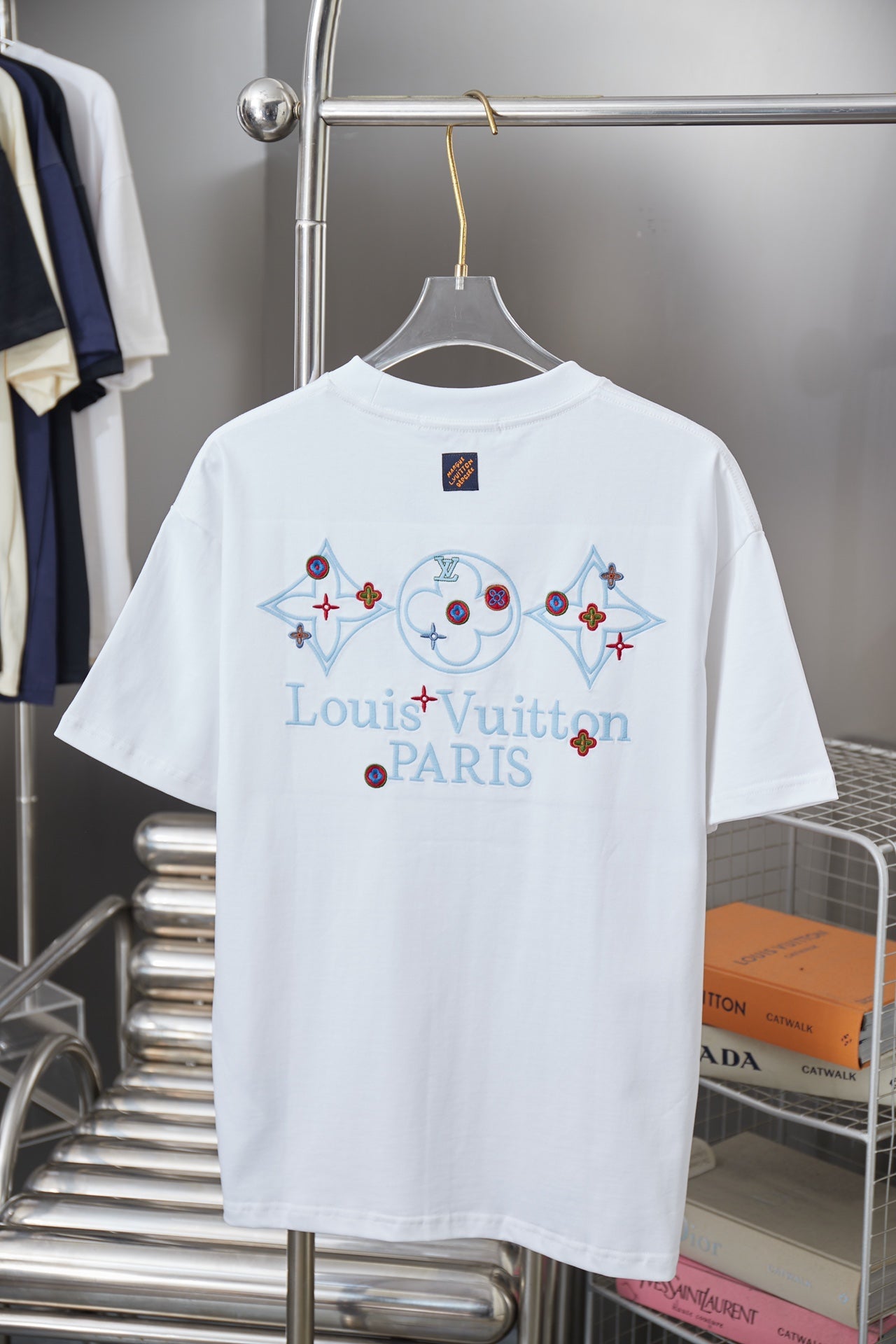 260106 New high-quality embroidered lettered star dot T-shirt