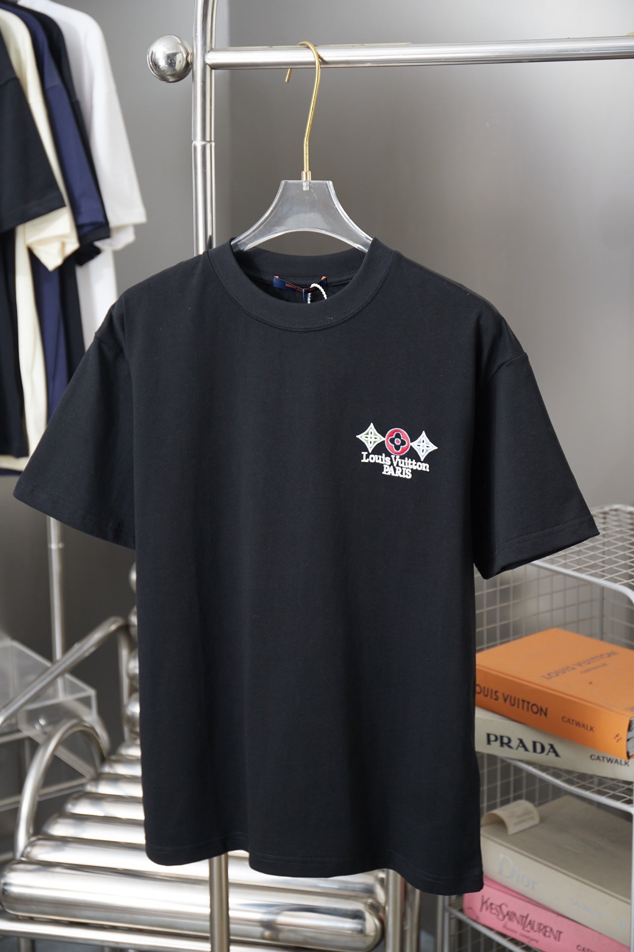 260106 New high-quality embroidered lettered star dot T-shirt