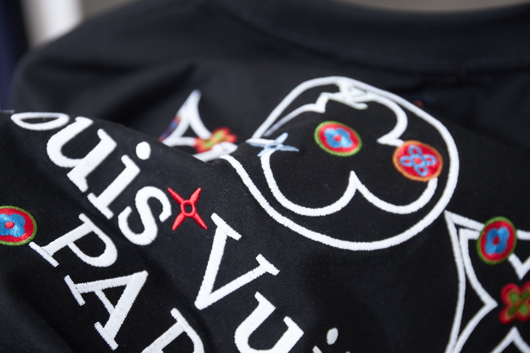 260106 New high-quality embroidered lettered star dot T-shirt