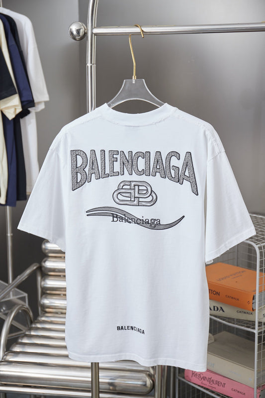 260106 New high-quality lettered distressed T-shirt