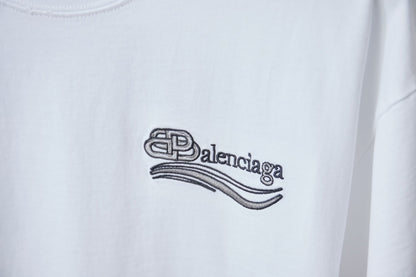 260106 New high-quality lettered distressed T-shirt