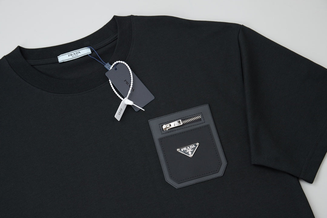 260106 New high-quality classic leather brand pocket T-shirt