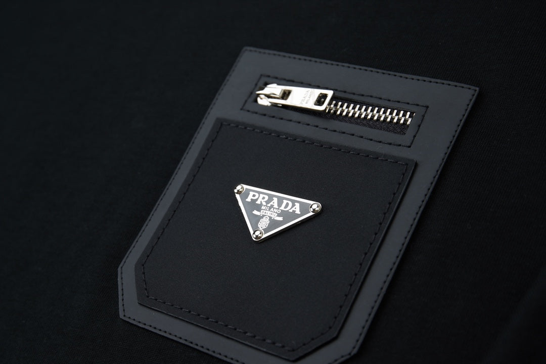 260106 New high-quality classic leather brand pocket T-shirt