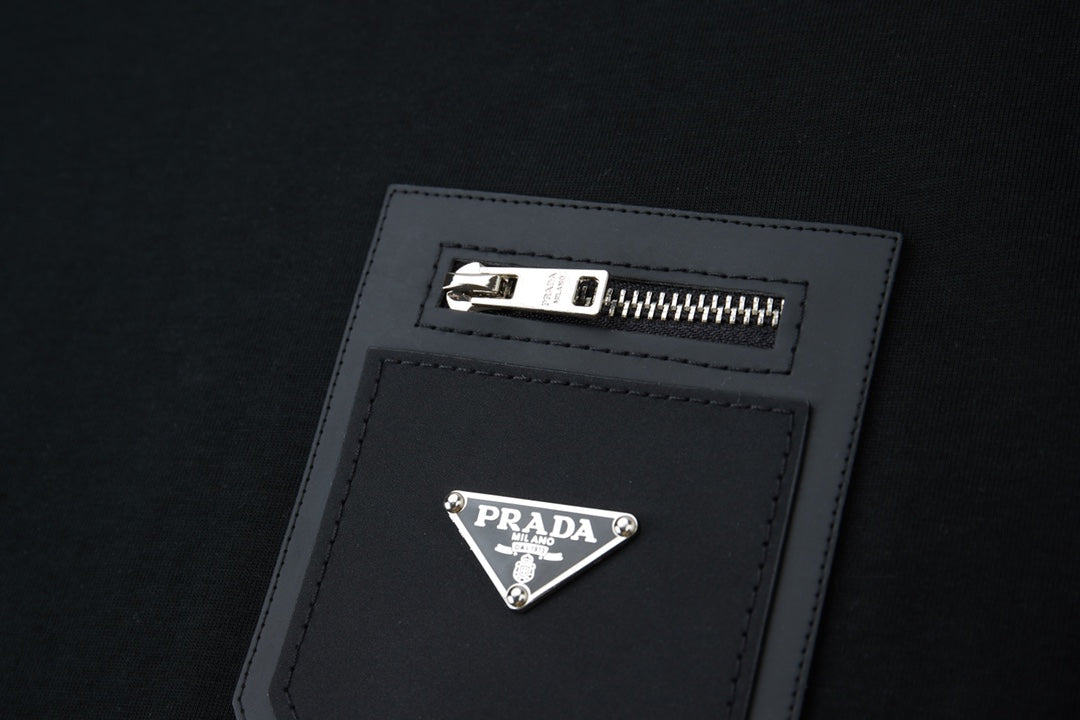 260106 New high-quality classic leather brand pocket T-shirt