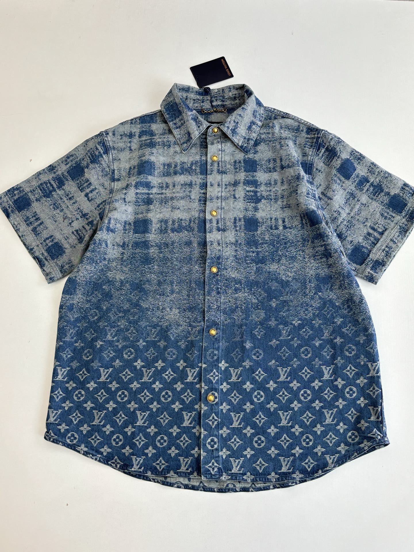 260106 New high-quality gradient bleached full-printed jacquard denim short-sleeved shirt