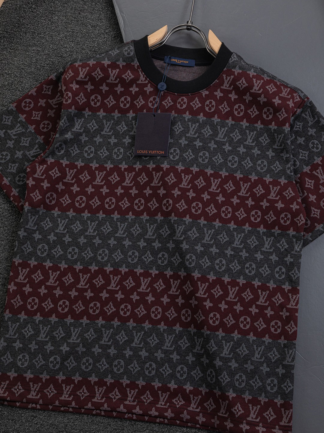 260106 new high-quality full-body color-blocking jacquard striped T-shirt