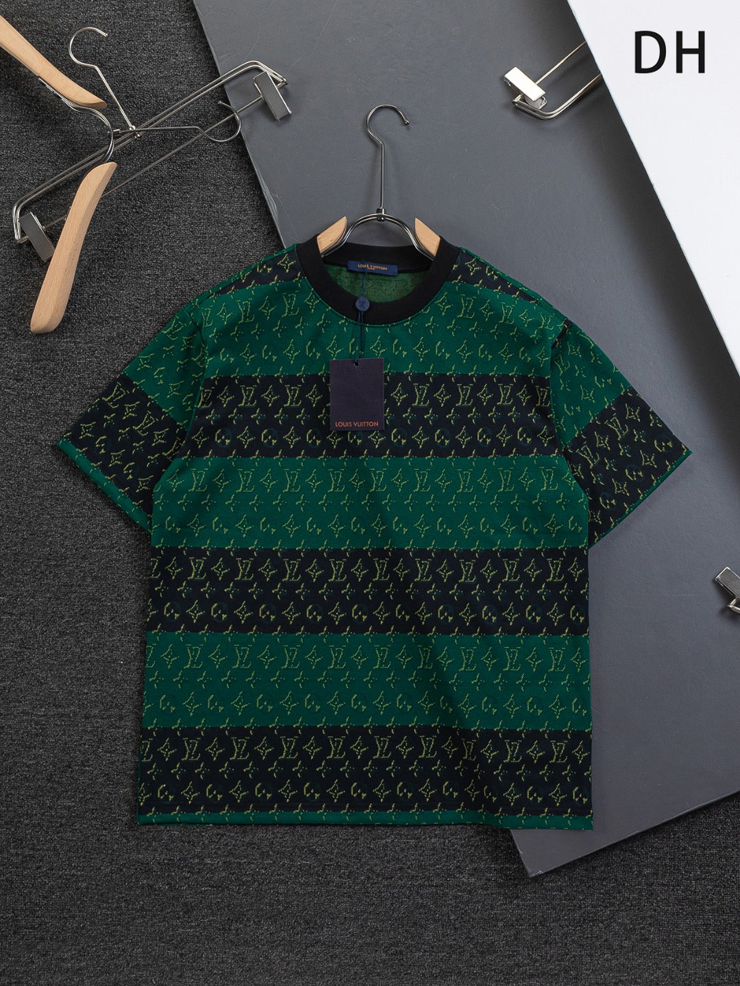 260106 new high-quality full-body color-blocking jacquard striped T-shirt