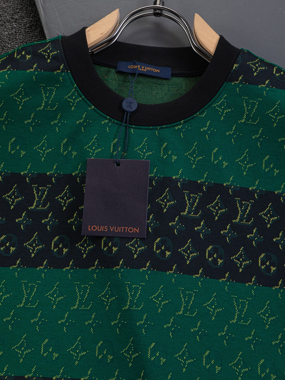 260106 new high-quality full-body color-blocking jacquard striped T-shirt