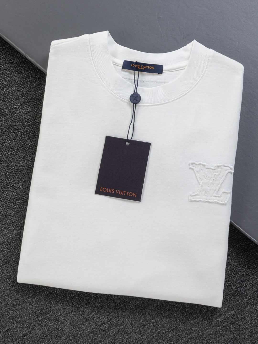 260113 New high-quality distressed same-color patchwork embroidered T-shirt