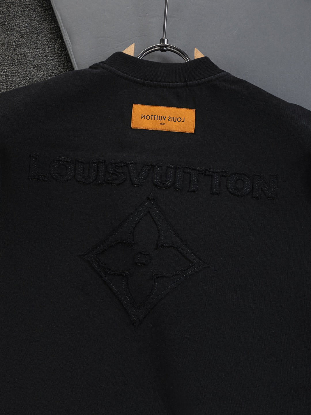 260113 New high-quality distressed same-color patchwork embroidered T-shirt