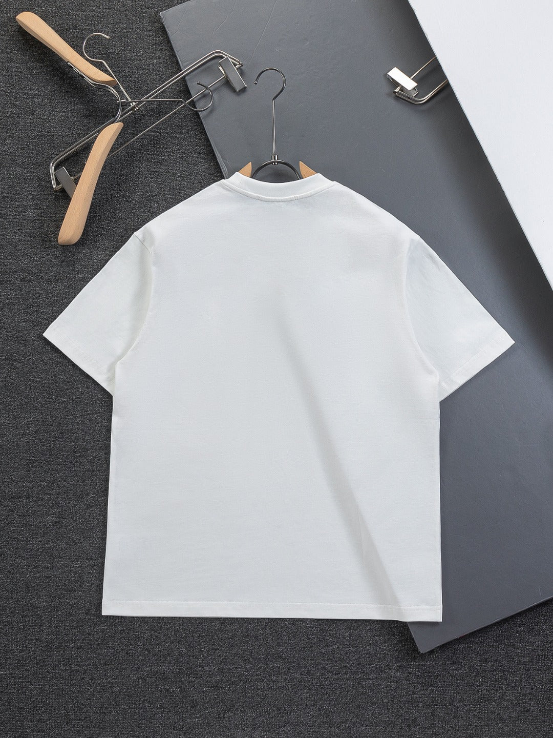 260113 New high-quality leather-lined logo T-shirt