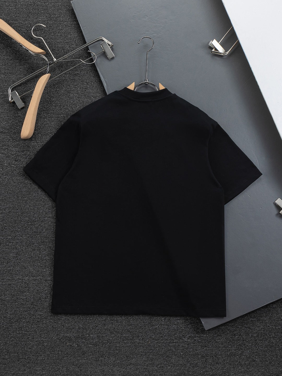 260113 New high-quality leather-lined logo T-shirt