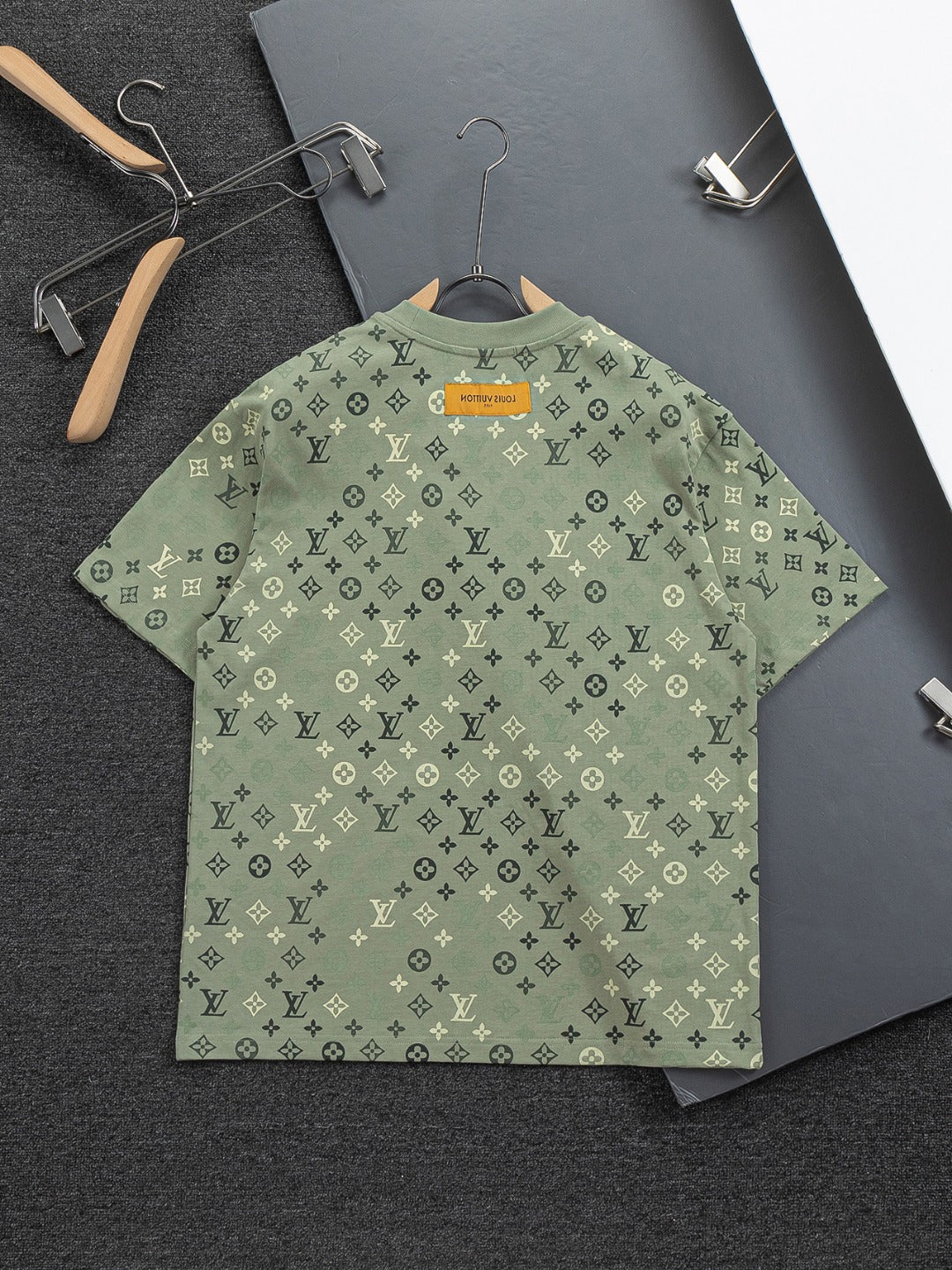 260113 New high-quality feature gradient printed T-shirt