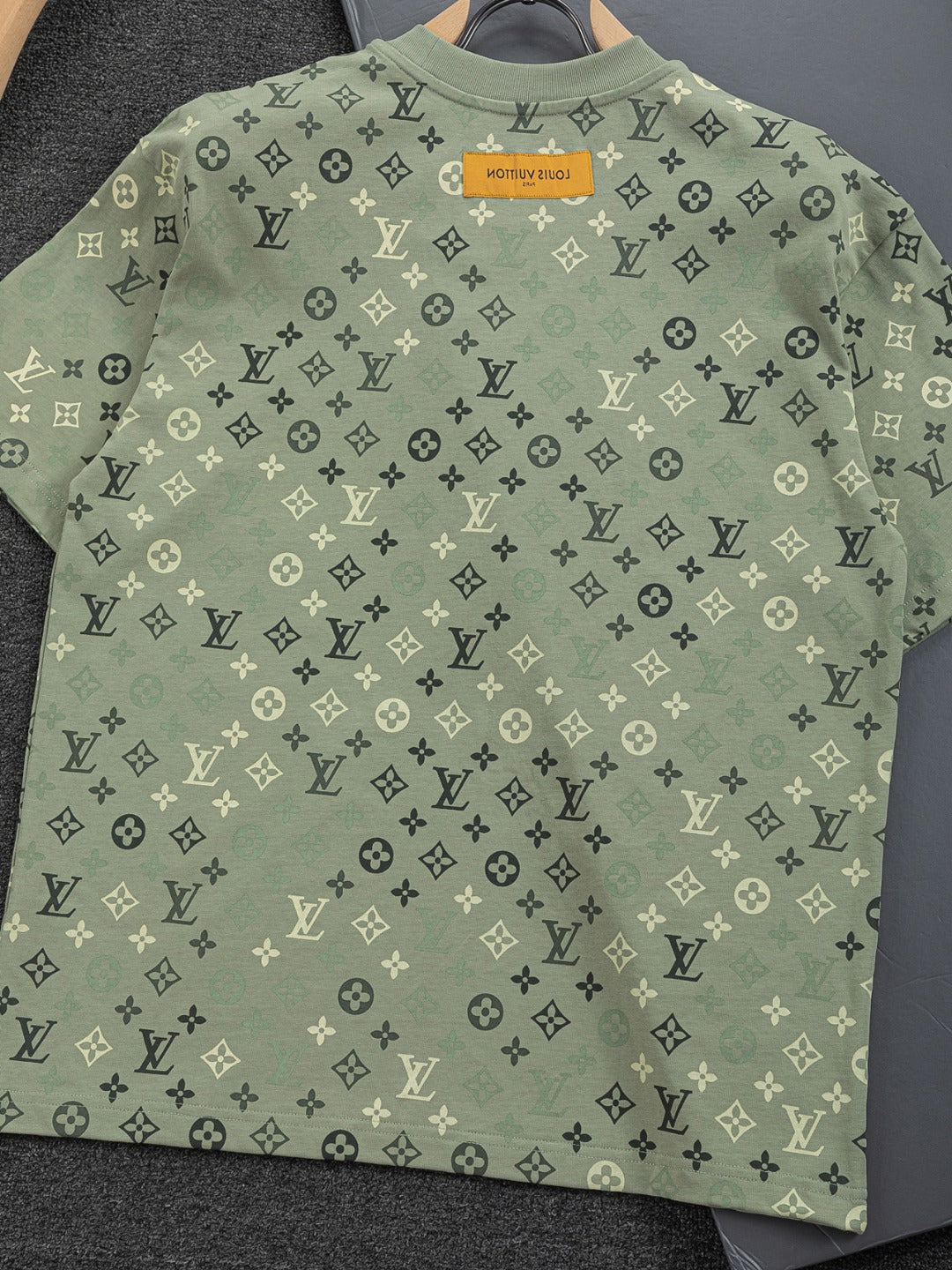 260113 New high-quality feature gradient printed T-shirt