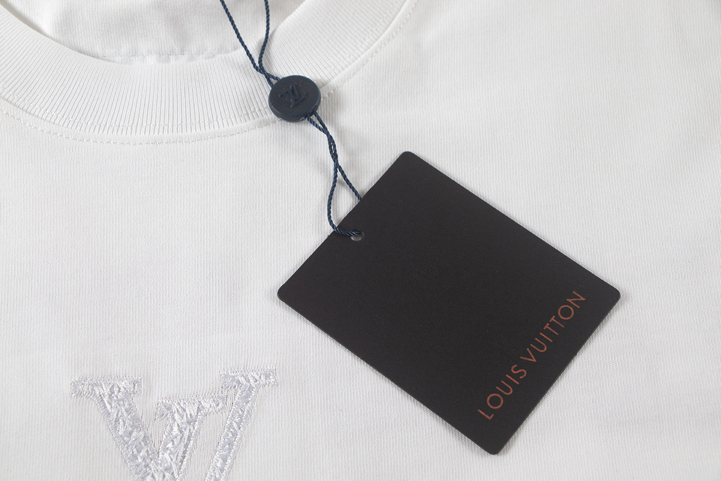 260113 New high-quality solid-color embroidered T-shirt