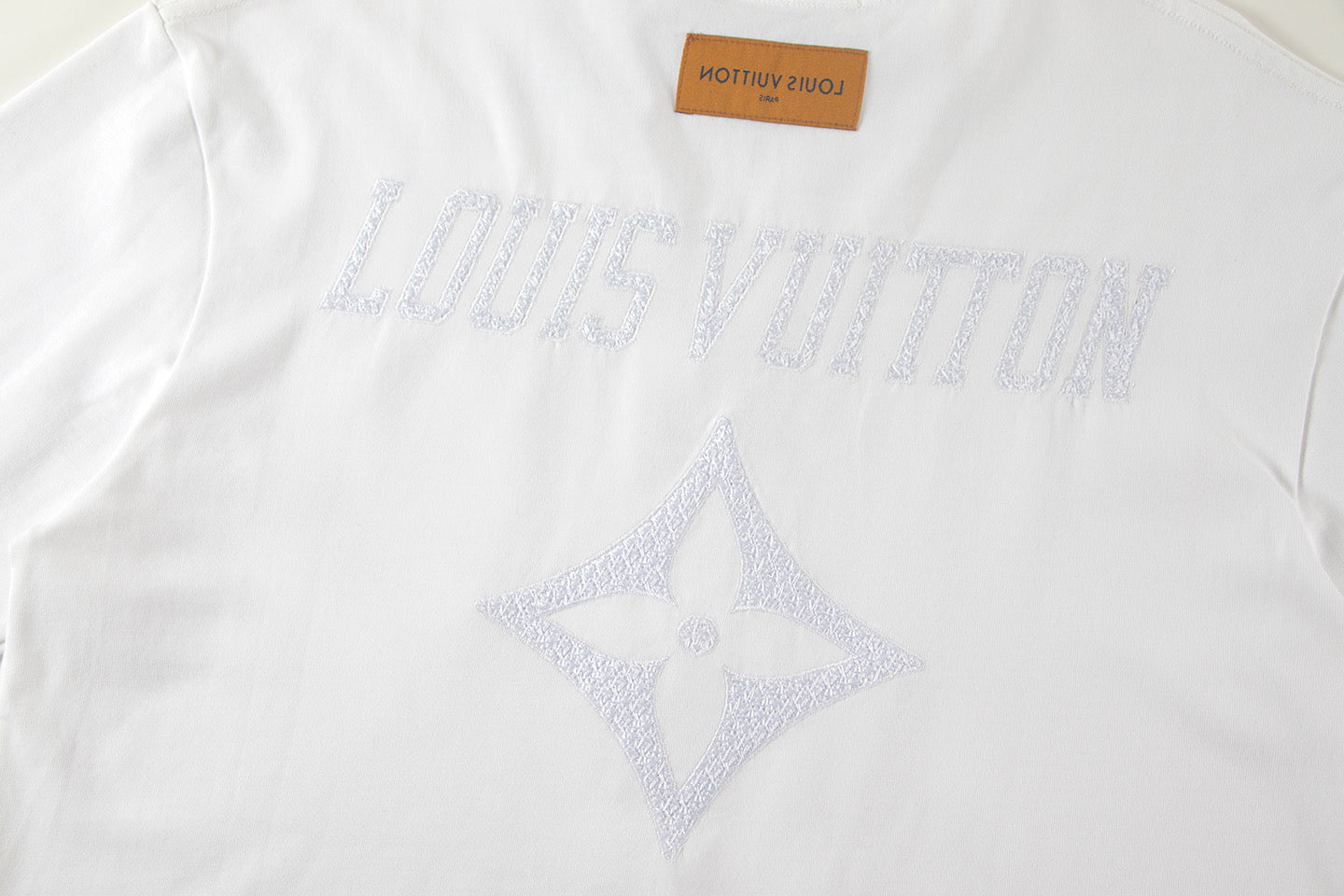 260113 New high-quality solid-color embroidered T-shirt