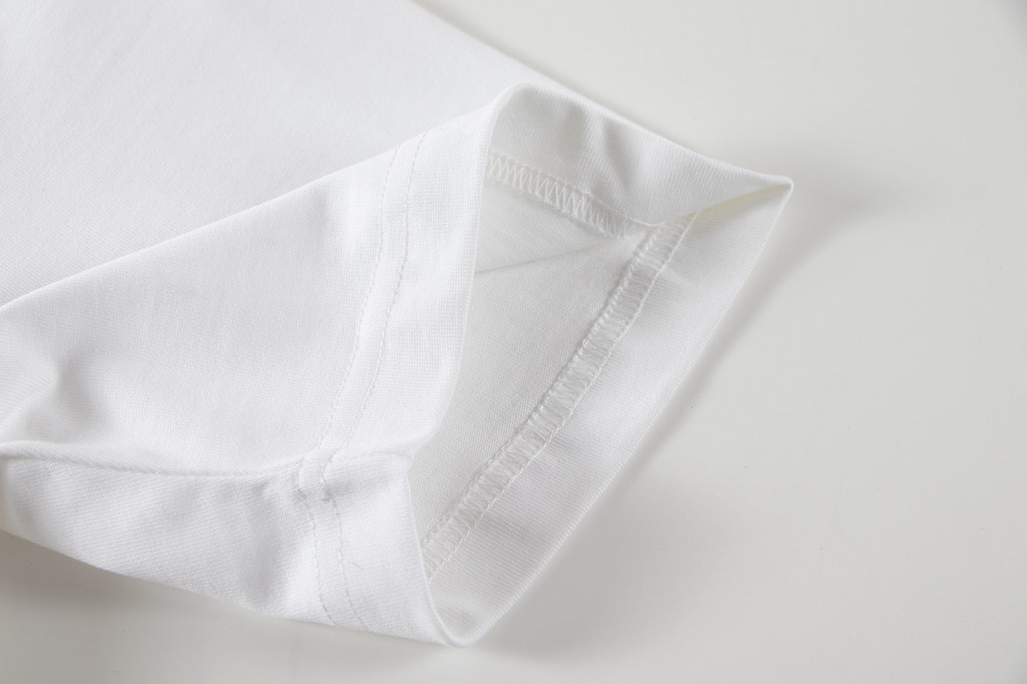 260113 New high-quality matching-color patch embroidery T-shirt
