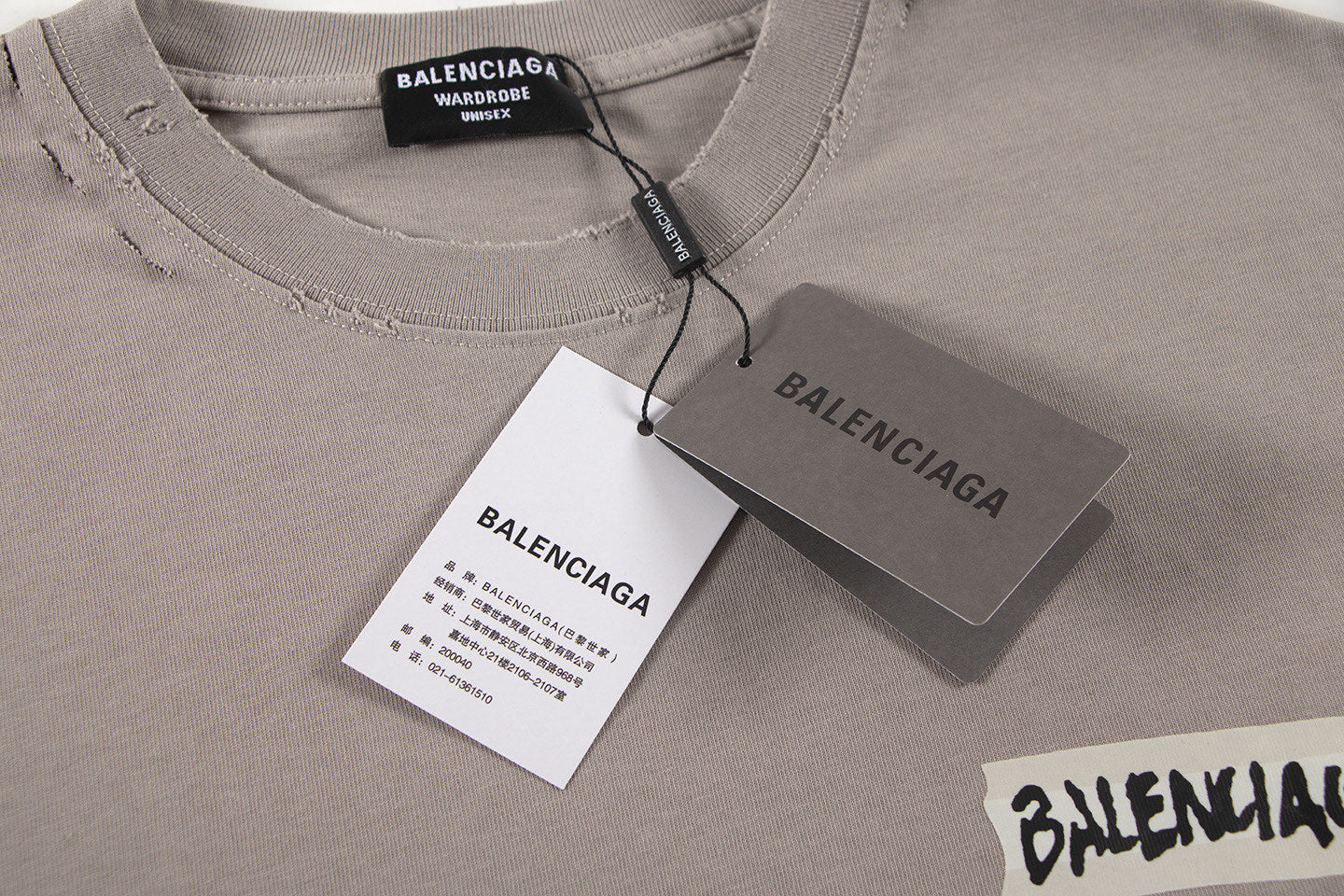 260113 New high-quality classic tape distressed letter T-shirt